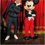 Estudiante actual de Ingeniería electrónica industrial automática, con bachillerato de ciencias y nivel de inglés C1