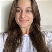 Piacere, sono Sara ho 21 anni vivo ad Orta Nova e ho tanta voglia di poter essere utile