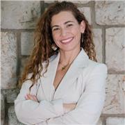 Pedagoga con alemán alto ofrece clases para practicar nivel oral de alemán de manera lúdica