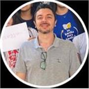 Professor de Física com experiência em Ensino Médio e acompanhamento vestibulares medicina