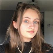 Professeure d’Anglais pouvant donner des cours à des élèves de primaire