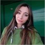 Studentessa di ingnegneria meccanica impartisce ripetizioni a ragazzi frequentanti scuole medie e per frequentanti il biennio