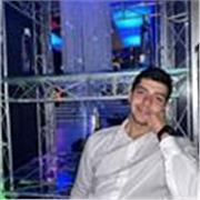 Ciao mi chiamo Vincenzo, son uno studente di infermieristica presso l’Università di Napoli Federico II.