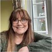 English teacher and teacher trainer.. English language classes for adults.