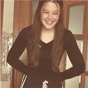 Me encantan los niños pequeños y su brillo al verlos pintar.