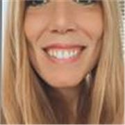 Profesora de español titulada con master ELE y porfesora de educacion fisica secundaria y teatro