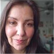 Tengo experiencia profesional de 20 años en pregrado de psicología; tengo formación también en psicoterapias de tercera generación