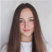 Estudiante de Doble Grado de Educación Infantil y Primaria que busca estudiantes de Primaria y Secundaria