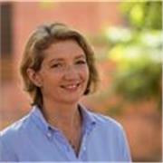 I am a former university lecturer and journalist and can tailor a course to suit you. 