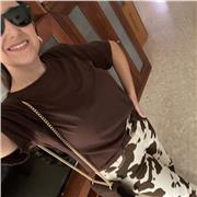 Maestra titulada con más de 6 años de experiencia