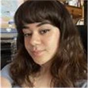 Profesora de apoyo para niños de primaria