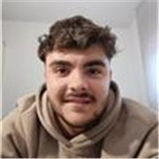 Estudiante de Finanzas y Contabilidad para dar apoyo en matemáticas hasta cuarto de ESO