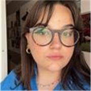 Ragazza 20 anni diplomata liceo linguistico (spagnolo, inglese, francese) con esperienza scolastica per 5 mesi in Canada. Disponibile per ripetizioni