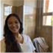 Profesora con adaptabilidad para impartir las diferentes materias