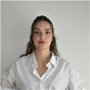 Profesora particular de matemáticas desde hace 8 años, apta para todos los niveles pero con preferencias en el módulo de ESO. 