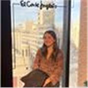 Profesora de economía, pero también podría dar otras asignaturas. En Sevilla, saqué un 10 en selectividad en economía 
