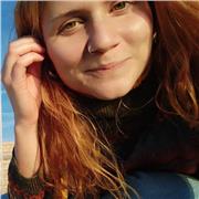 Laureata presso Accademia di belle arti impartisce lezioni e ripetizioni in Storia e Storia dell'arte a studenti di scuole medie e superiori