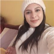 Profesora con experiencia en enseñar a jovenes y adultos en distintas ramas de matemáticastanto básicas como aplicadas y financier