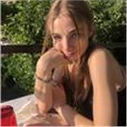 Studentessa offre ripetizioni di lingua inglese e tedesco