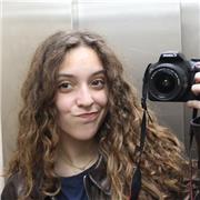 Experimentada, amable, paciente.
con recursos para todos