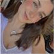 Actualmente soy universitaria, estudio ADE en la Universidad Politécnica y además imparto clases de refuerzo de materias de letras