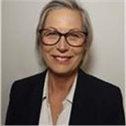 Offro lezioni ad adolescenti e adulti per aiutarli a migliorare le proprie competenze linguistiche.