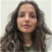 Profesora de Primaria apta para todas las edades y niveles, específicamente para las materias de matemáticas e inglés.