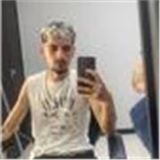 soy hablante nativo de inglés, no tengo títulos ni certificados de idioma pero vivía en escocia, tengo familia allí y se inglés 