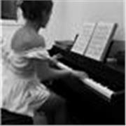 Profesora particular de piano clásico y solfeo