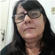 Professora formada em letras e Pedagogia, ministro aulas para alunos do 1° ao 5°ano com dificuldades no aprendizado