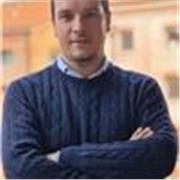 Lavoro da anni nell'informatica. Posso insegnare sia l'utilizzo del computer base, l'hardware che cose avanzate