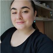 Diplomata al liceo scientifico, offre ripetizioni a bimbi/e delle elementari