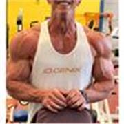 Soy El Maestro y desde hace más de 30 años enseño y apoyo a la gente en sus entrenamientos de musculación 