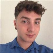 Studente universitario di Comunicazione, Sarei felice di offrire supporto con i compiti a bambini di scuola elementare