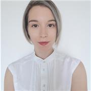 Diplomata in lingue con livello B2 in inglese, francese, tedesco e spagnolo impartisce lezioni di inglese + francese, spagnolo e tedesco. Sei sei interessata/o non esitare a contattarmi!