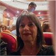 Profesora con largos años de experiencia i.parte clases de Español para Extranjeros, asi como de Lengua y Literatura e Historia.