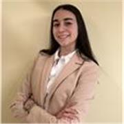 Profesora de matemáticas, biología, física y química de la ESO.