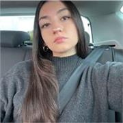 Me defino una persona paciente y organizada, y voy a dar clases de repaso a niños de primaria.