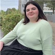 Professeur pour l’aide aux devoirs. J’ai le niveau requis pour pouvoir aider les élèves en difficulté dès la Sixième jusqu’à la terminale. Ce que je ferai étudier sera différent par rapport à chaque élève. En effet, si un d’entre eux a des problèmes en gr