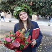 Sono Gaia Taiuti, laureata in giurisprudenza all'università di Firenze e diplomata al liceo linguistico con il massimo dei voti. 