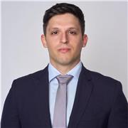 Clases de Economía y Finanzas | IB, Bachillerato y Universidad | Profesional con experiencia en banca e inversión
