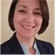 Profesora de costura, patronaje y confección a medida.