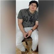 Profesor de psicología o materias relacionadas imparte clases a niños de todas las edades