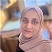 Mi sono laureata presso il dipartimento di inglese della facoltà di lingue e letteratura. Ho una laurea. Ho l'esperienza di 10 anni di insegnamento della lingua inglese. Ho un profondo interesse nell'insegnamento e nell'aiutare altre persone in lingua ing