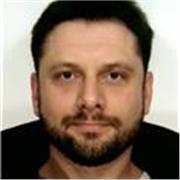 Inglese parlato e scritto, sia a livello colloquiale che professionale