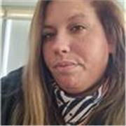 ¡Dale like al buen orador! Porque sabe cautivar, emocionar y convencer con cada palabra. Su voz inspira, su mensaje deja huella
