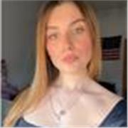 Studentessa universitaria offre aiuto compiti personalizzato per bambini e ragazzi