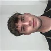 Nativo francés  estudié en el liceo francés privado dominó el francés a la perfección 