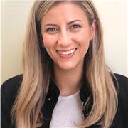 Tutor de inglés con experiencia ayudando a estudiantes de 0 a 18 años