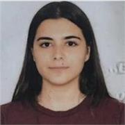 Ragazza bilingue impartisce lezioni di inglese